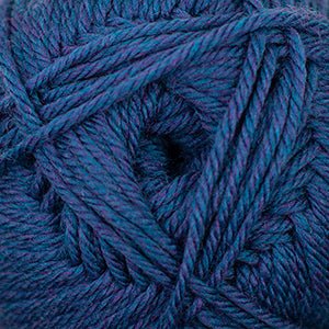 220 Superwash Merino - A Twist of Yarn