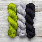 Chartreuse / Fog / Raven