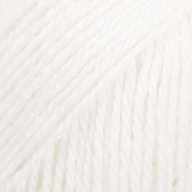 Drops Alpaca - A Twist of Yarn