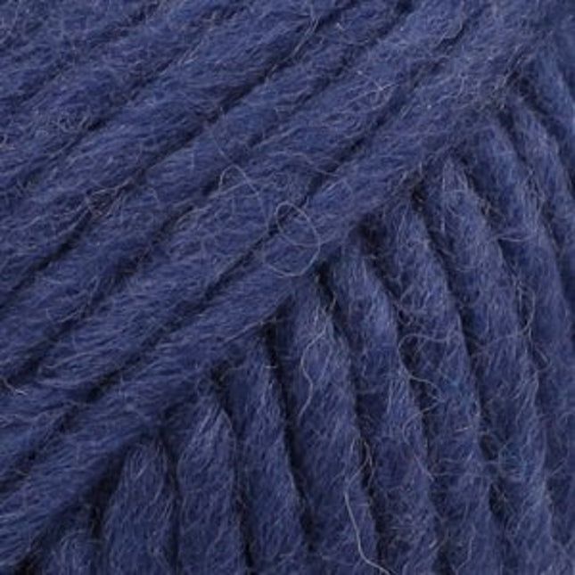 Drops Snow - A Twist of Yarn