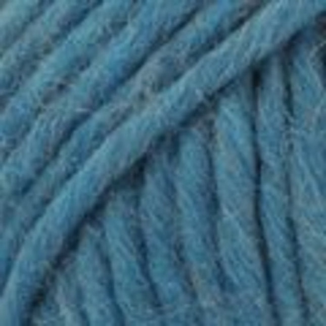 Drops Snow - A Twist of Yarn