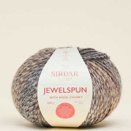 Jewelspun Chunky - A Twist of Yarn