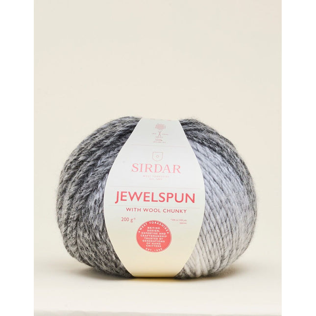 Jewelspun Chunky - A Twist of Yarn