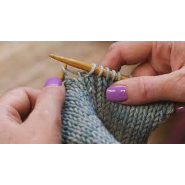 Knitting Class - Tuesday EVENING - A Twist of Yarn