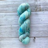 Nalo DK - A Twist of Yarn