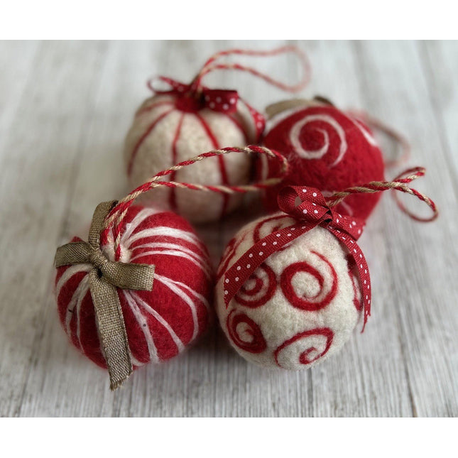 Needle Felted Christmas Decor - A Twist of Yarn