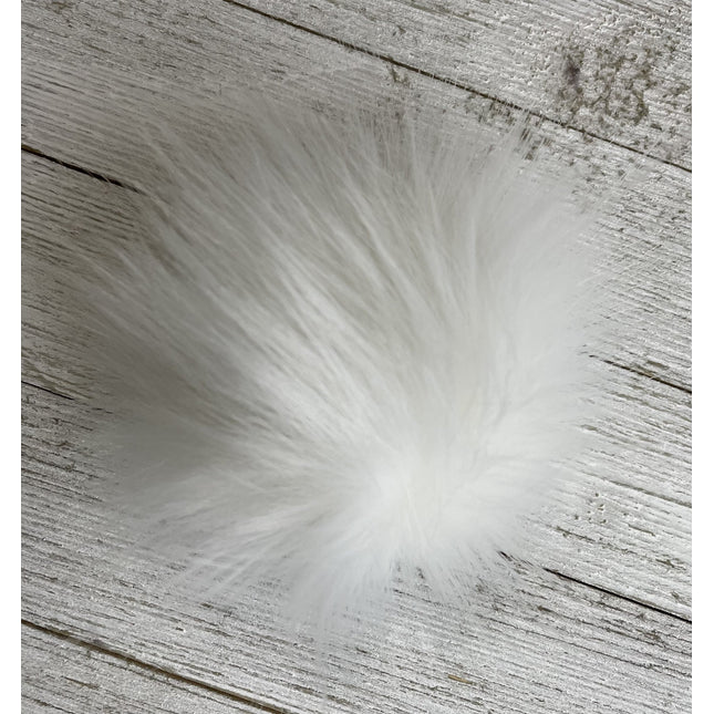 Pompoms - Faux Fur 4" - A Twist of Yarn