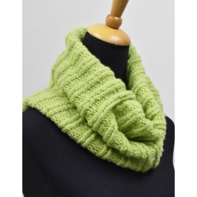 Rozena - A Twist of Yarn